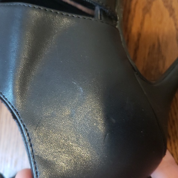 Fioni Black Heels - Picture 12 of 14